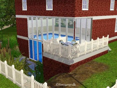 pool området med terrassen